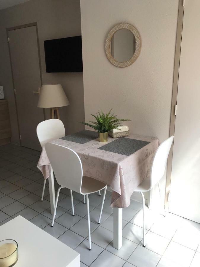 Villa 940 Sur L'Ile Des Pecheurs เลอบาร์กาแรส ภายนอก รูปภาพ